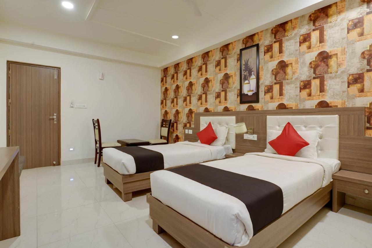 Townhouse Oak Sri Simran Park Hotel Near Secunderabad Railway Station Hyderabad Exteriör bild