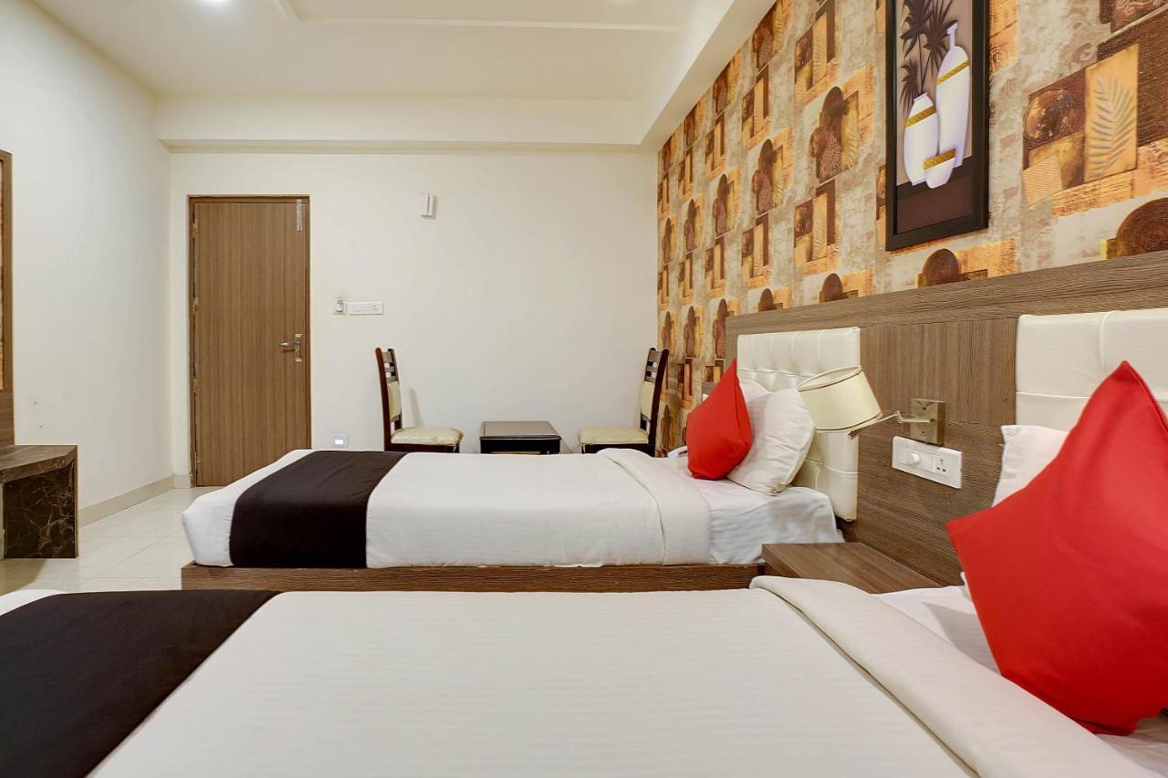 Townhouse Oak Sri Simran Park Hotel Near Secunderabad Railway Station Hyderabad Exteriör bild