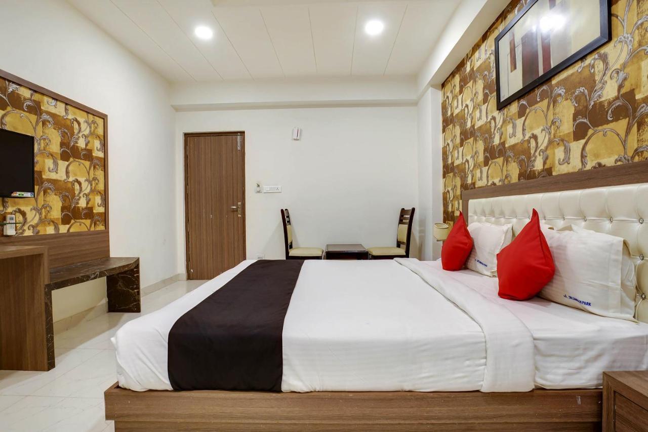 Townhouse Oak Sri Simran Park Hotel Near Secunderabad Railway Station Hyderabad Exteriör bild